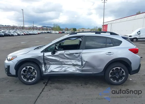 2023 Subaru Crosstrek Premium из США, поврежденный, VIN JF2GTAPC8P8211620